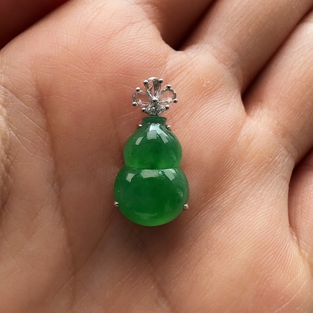 翡翠颈饰18K金镶嵌茂*葫芦