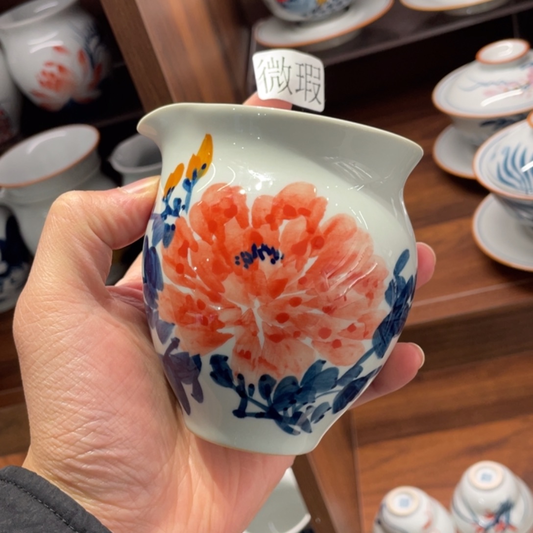 釉下手绘茶具微瑕