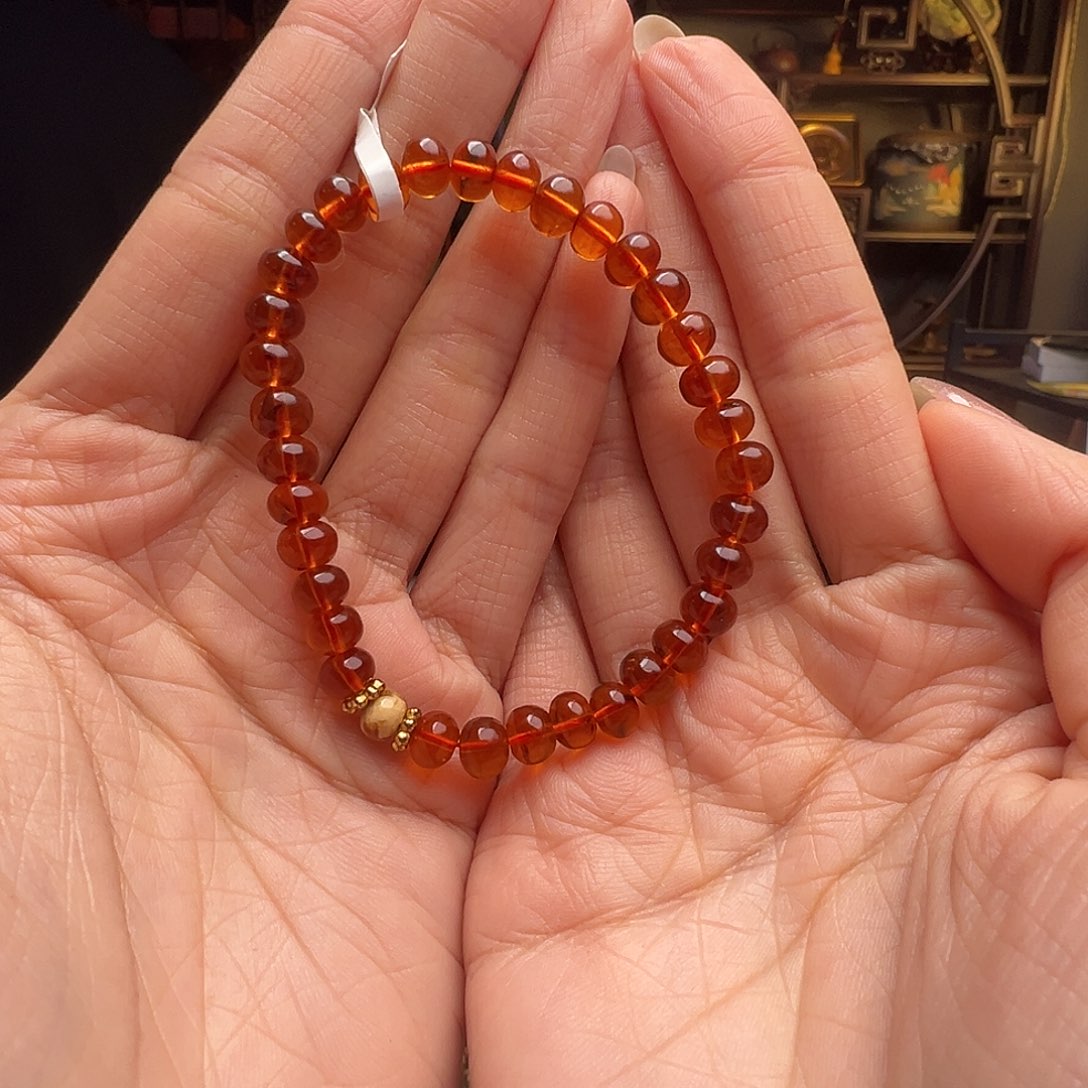 喵***姐琥珀未镶嵌裸石抚顺琥珀10447六