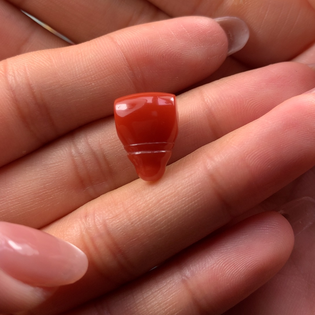 未镶嵌三通南红玛瑙月*半