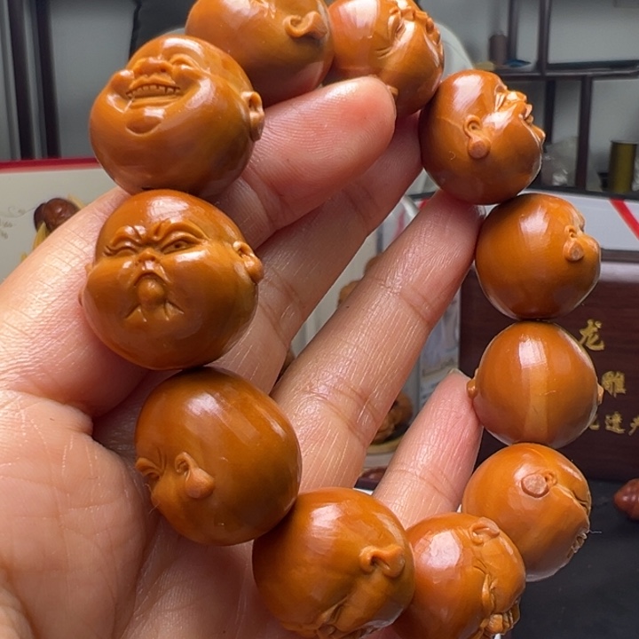 橄榄核吊坠?**?橄榄核