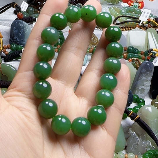 和田玉颈饰未镶嵌11