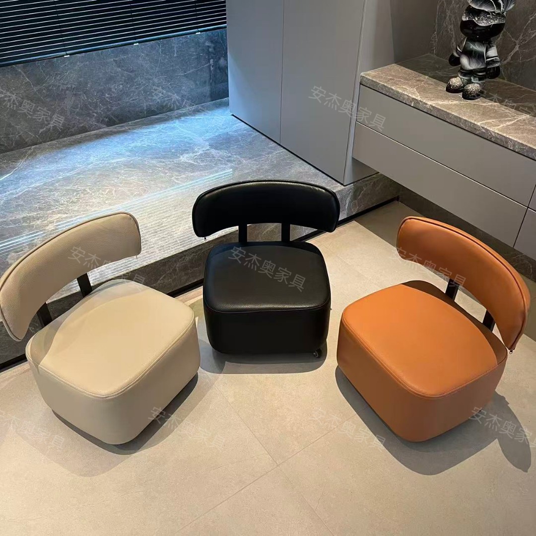 轻奢风大师设计创意儿童凳滑轮椅简约小户型网红ins休闲溜溜椅