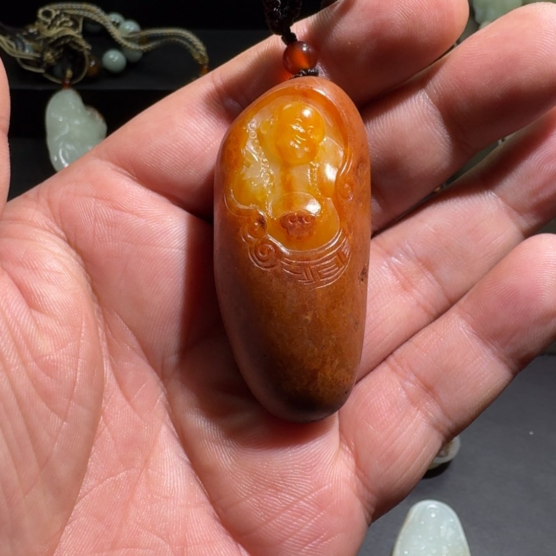 和田玉颈饰未镶嵌