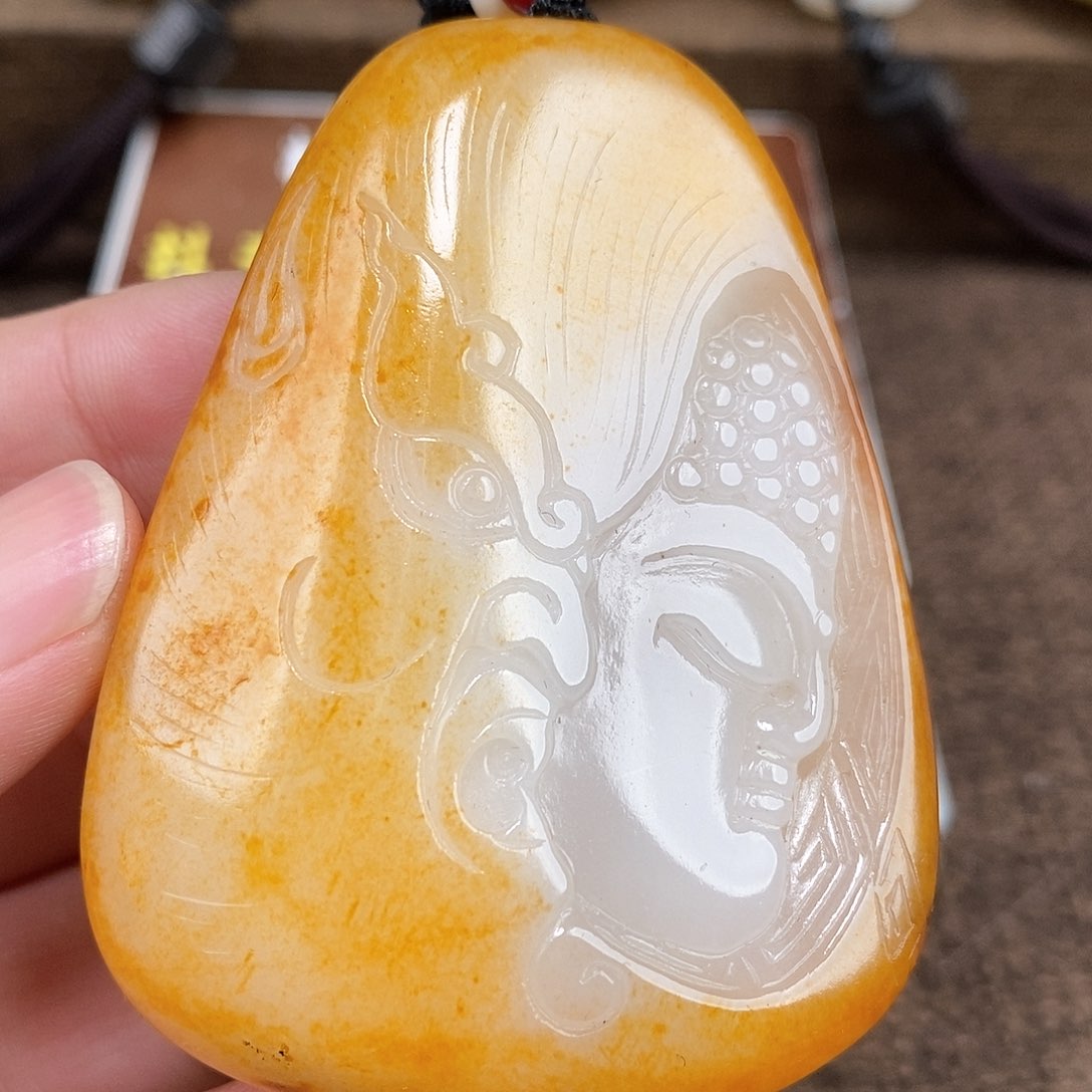 和田玉颈饰未镶嵌