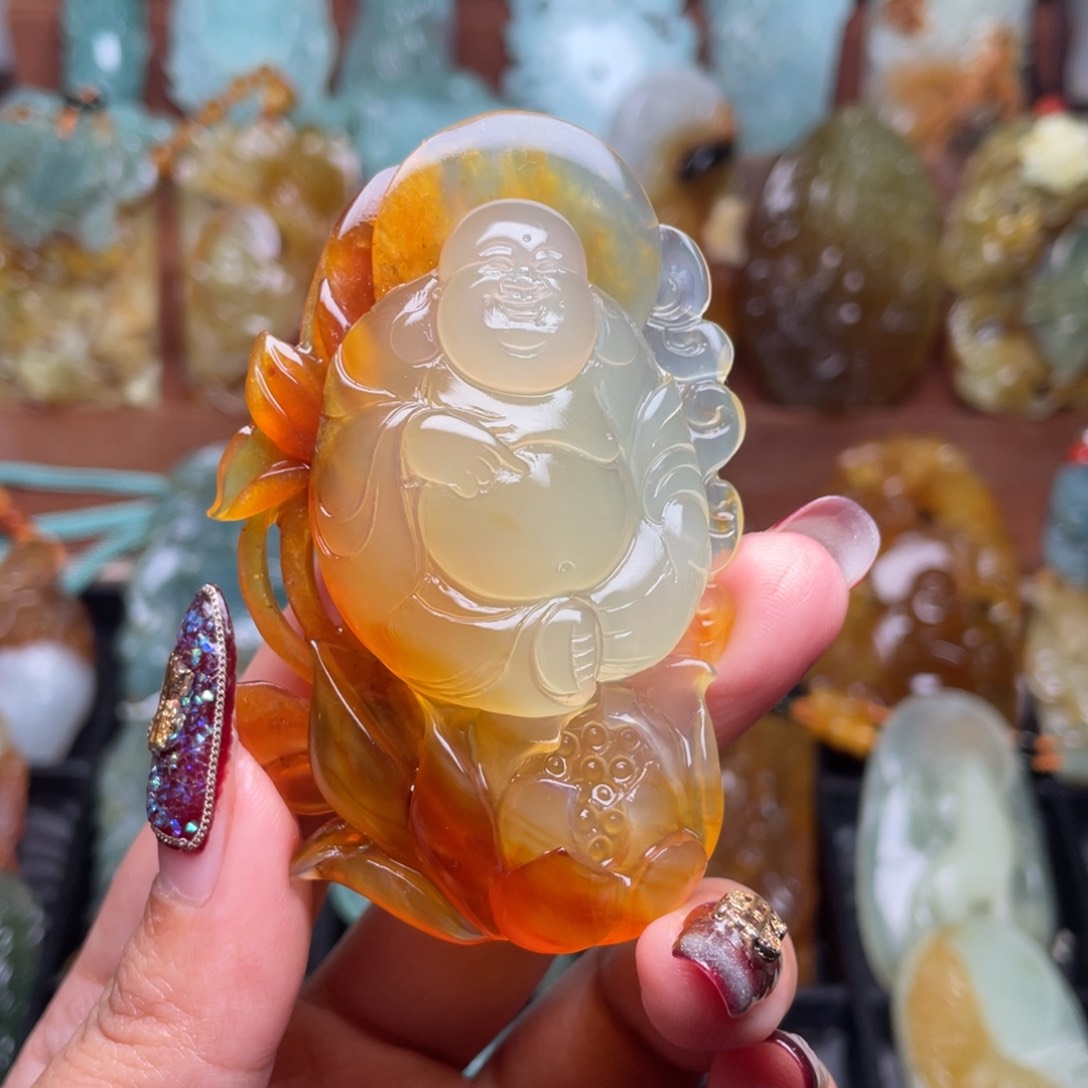 蛇纹石玉颈饰未镶嵌阳**气