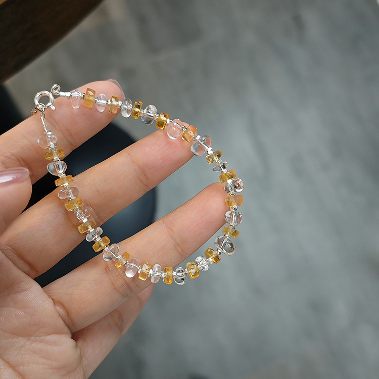 B021黄水晶白水晶设计款s925银碎银几两可调节手链（多样性发其一）