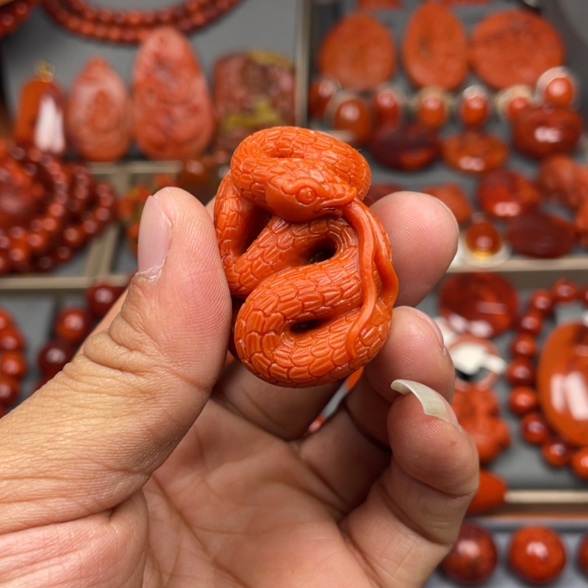 【闪购商品】南红玛瑙珠宝奇石未镶嵌吊坠