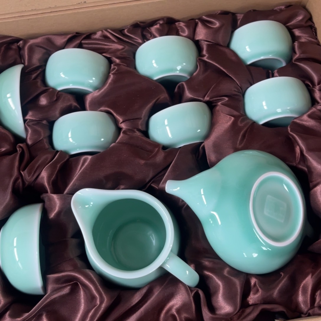 瓷片哈哈哈哈哈哈哈哈哈