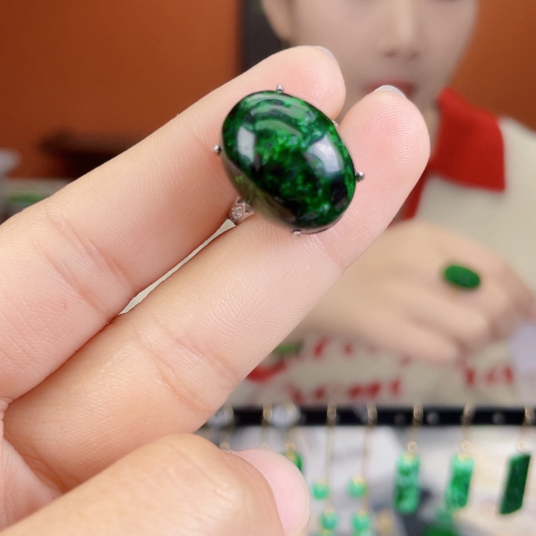 翡翠银S925镶嵌耳饰