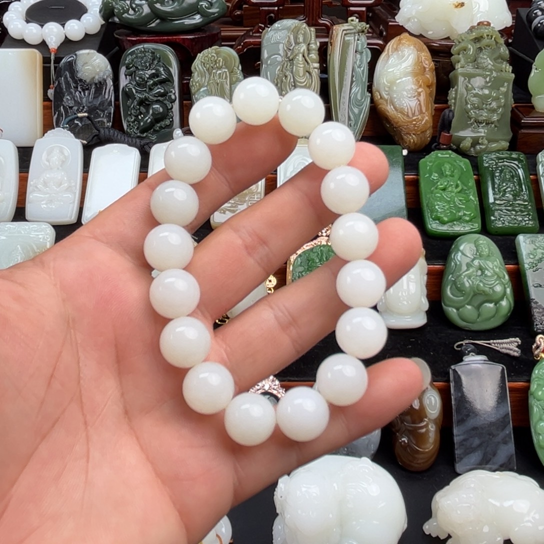 和田玉未镶嵌手链