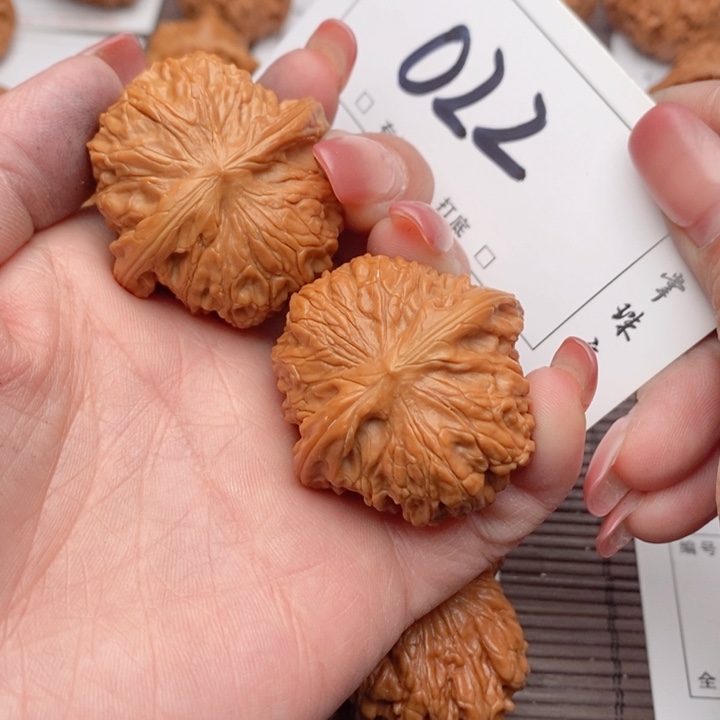 文玩核桃吊坠38正磨022