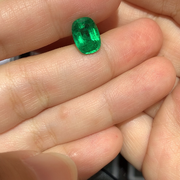 裸石祖母绿2.91ct祖母绿吉尔德