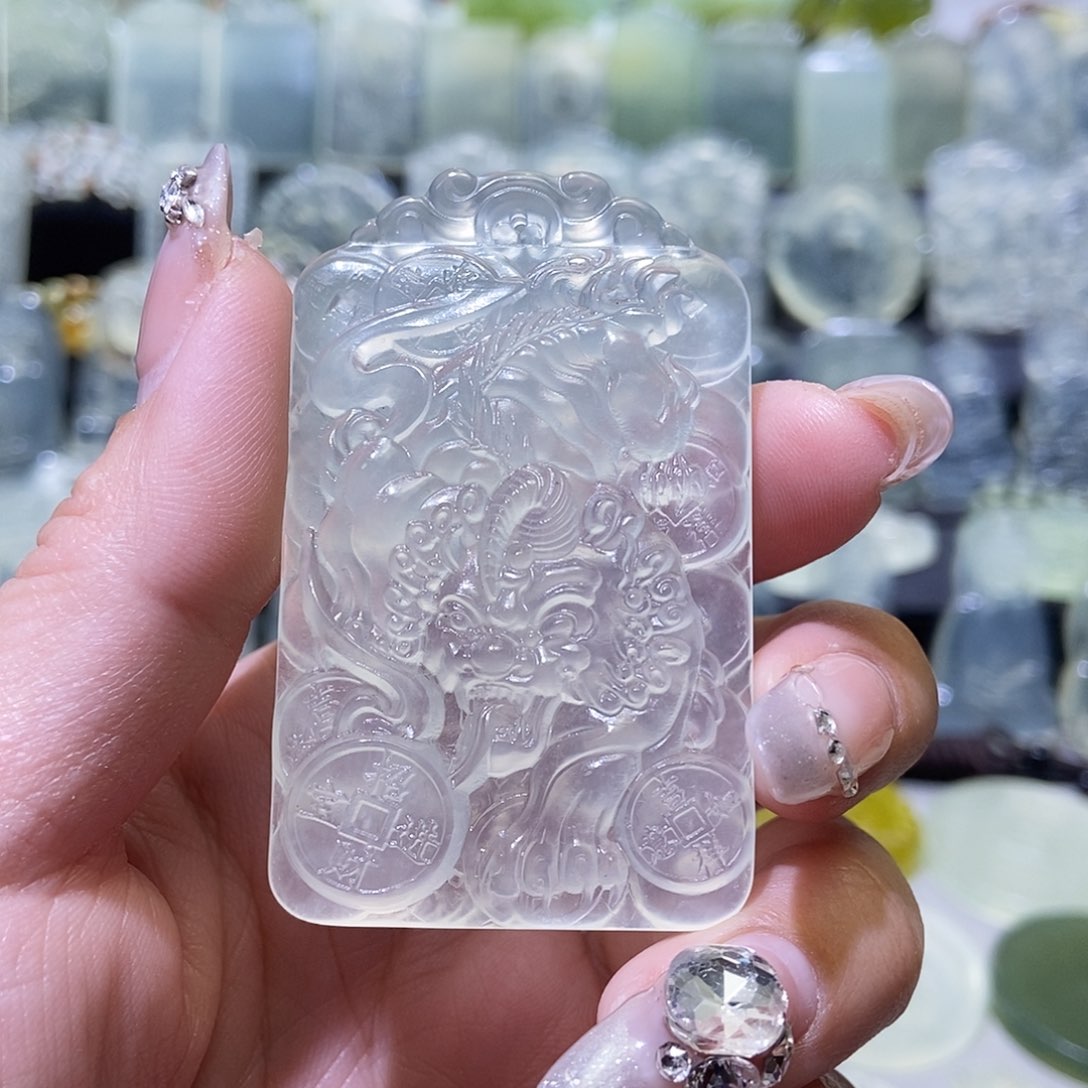 岫玉吊坠未镶嵌吊坠