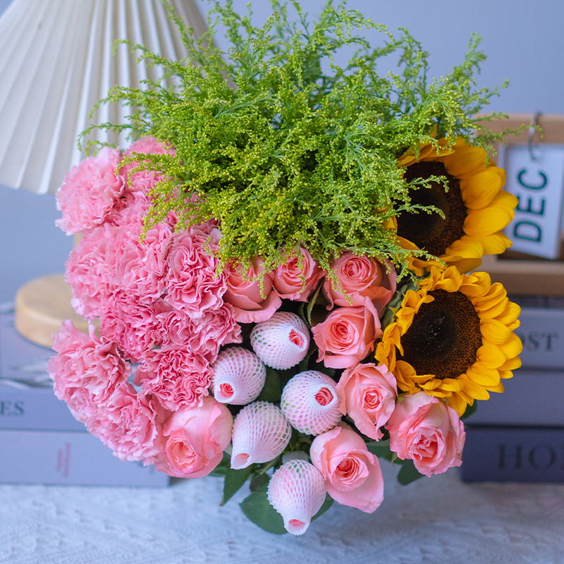 【基地直发】粉玫瑰10支+康乃馨10支+向日葵+配草 云南基地直发鲜花