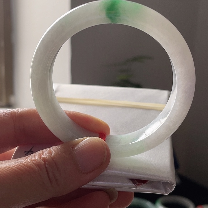 未镶嵌手镯翡翠成品