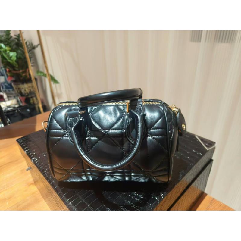 HIRMRIS手工真皮手拿包550650-黑 三格波蒂 波士顿