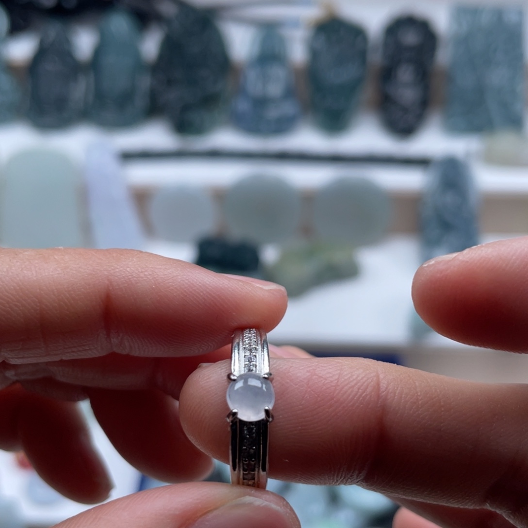 翡翠未镶嵌颈饰天然翡翠