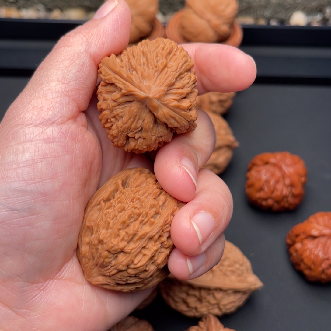 填***字把件桃核南疆0000