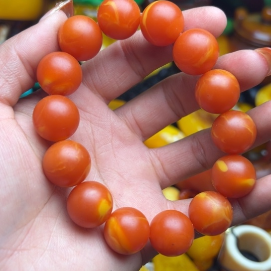 琥珀手串未镶嵌蜜蜡