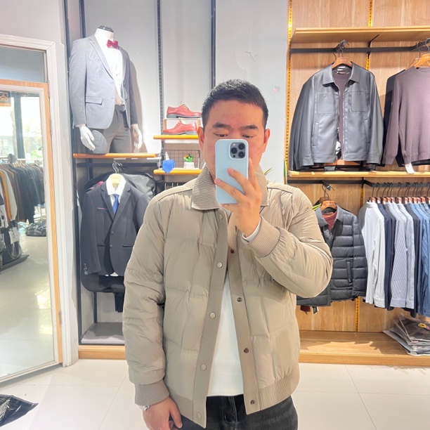 2025年新款翻领短款保暖商务纯色休闲立领休闲男装羽绒服