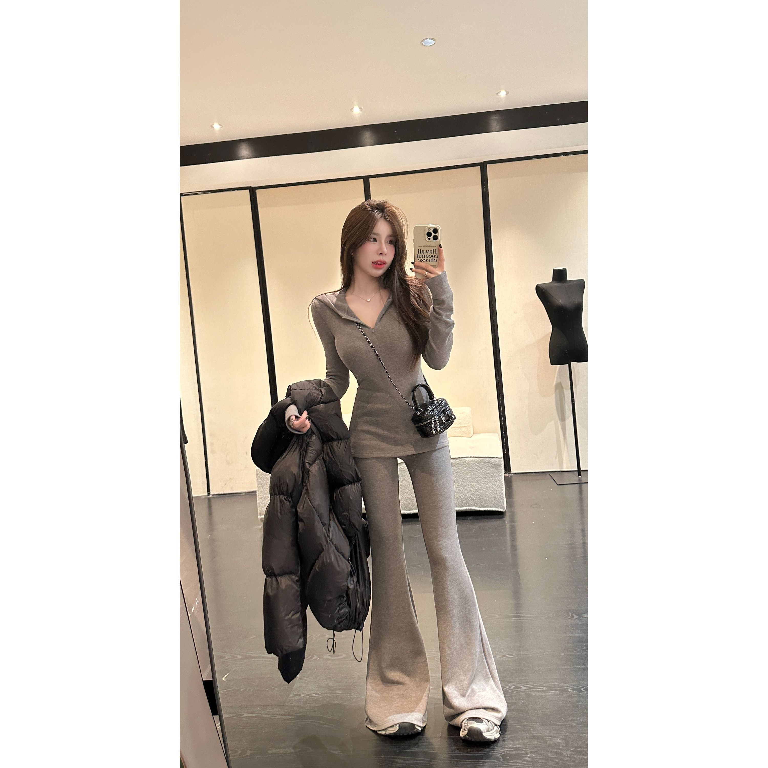 【HuiHui】休闲风加厚加磨毛修身气质冬季时尚套装百搭（L0353）