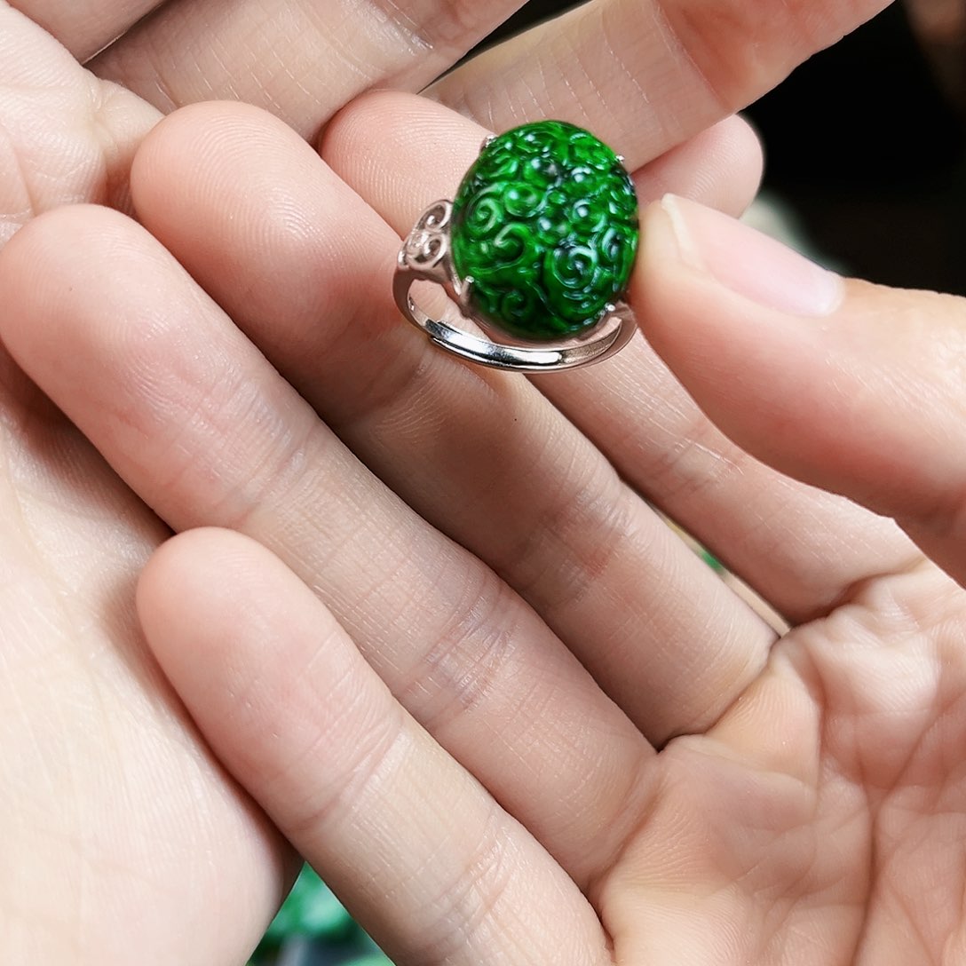 翡翠戒指银S925镶嵌戒指
