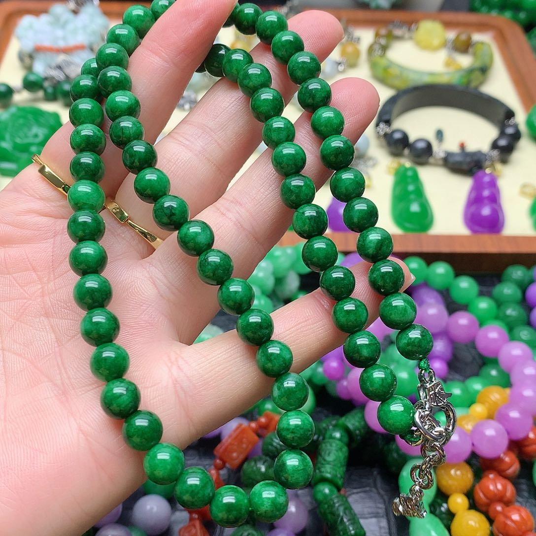 吊坠(赠链)未镶嵌翡翠