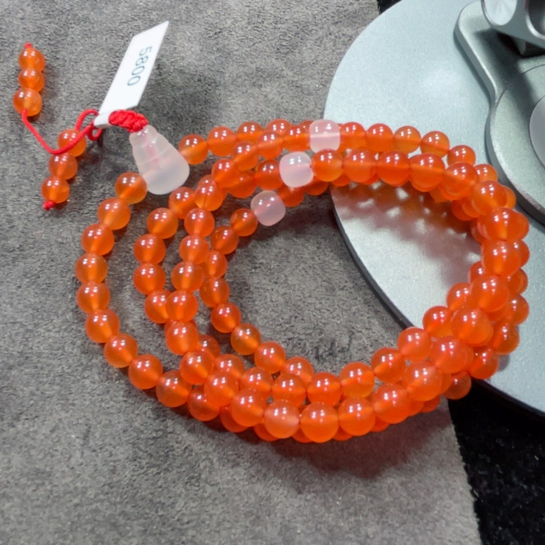 南红玛瑙项链未镶嵌