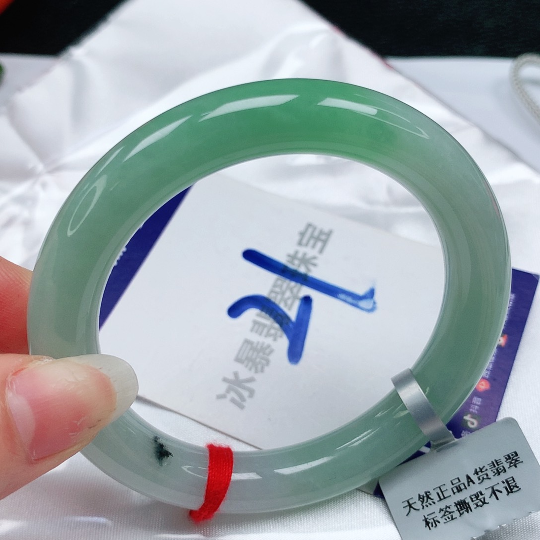 翡翠手镯未镶嵌缅甸天然a货翡翠