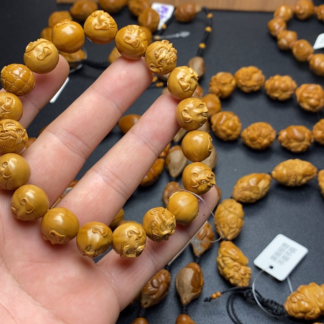 一***风手串/手链橄榄核小籽罗汉