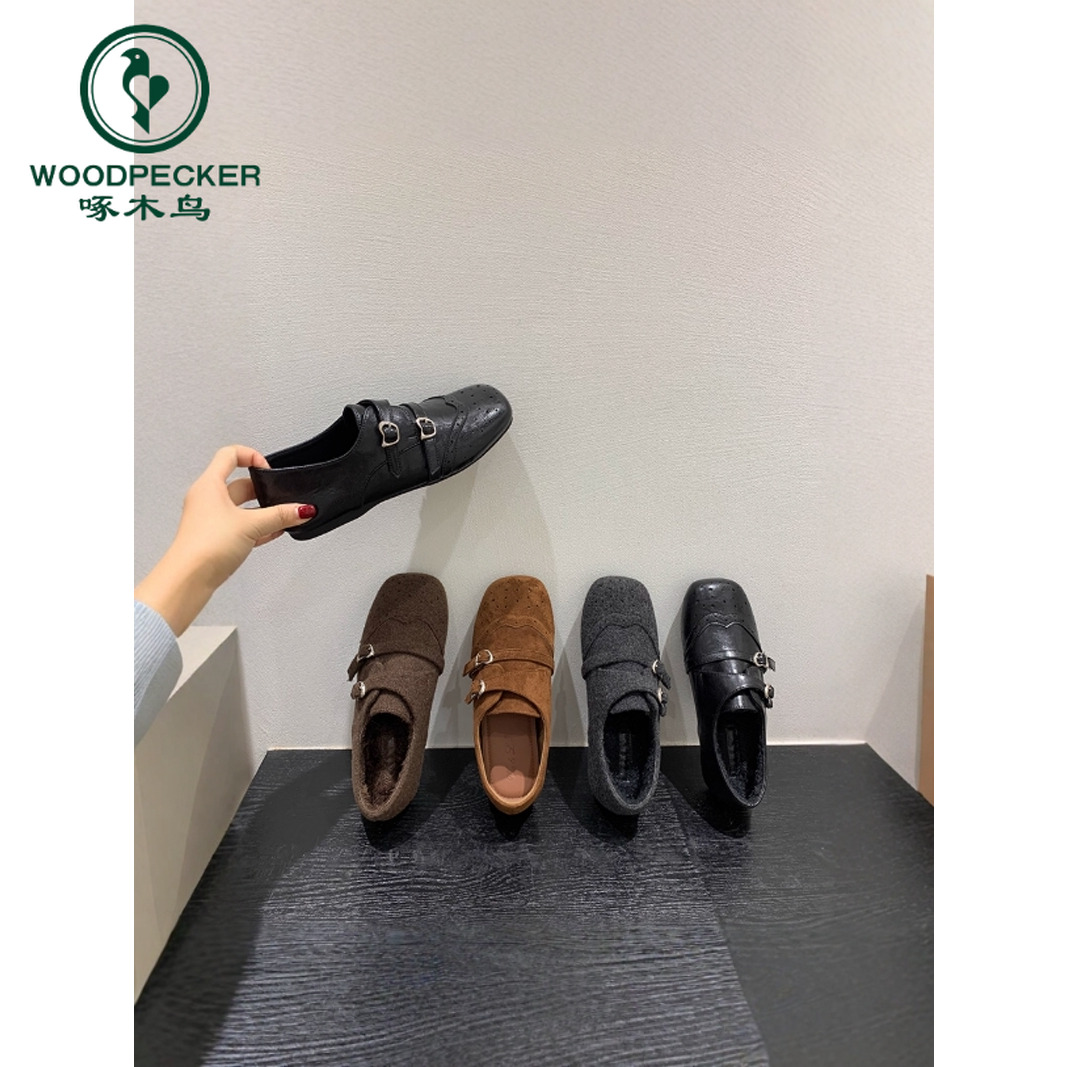 啄木鸟内增高复古雕花方头乐福鞋女秋冬新款英伦风单鞋加绒小皮鞋