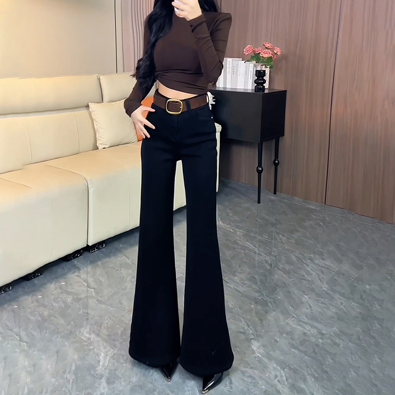 黑色加绒不贴腿微喇牛仔裤女2025冬季新款高腰辣妹显瘦阔腿拖地裤