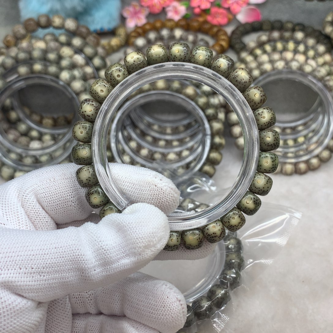 星月菩提手串8号绿幽灵9左右