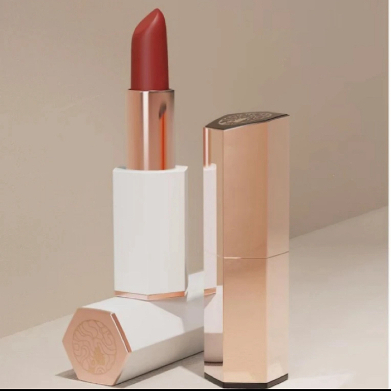 阿朵百货口红 根据主播提示下单