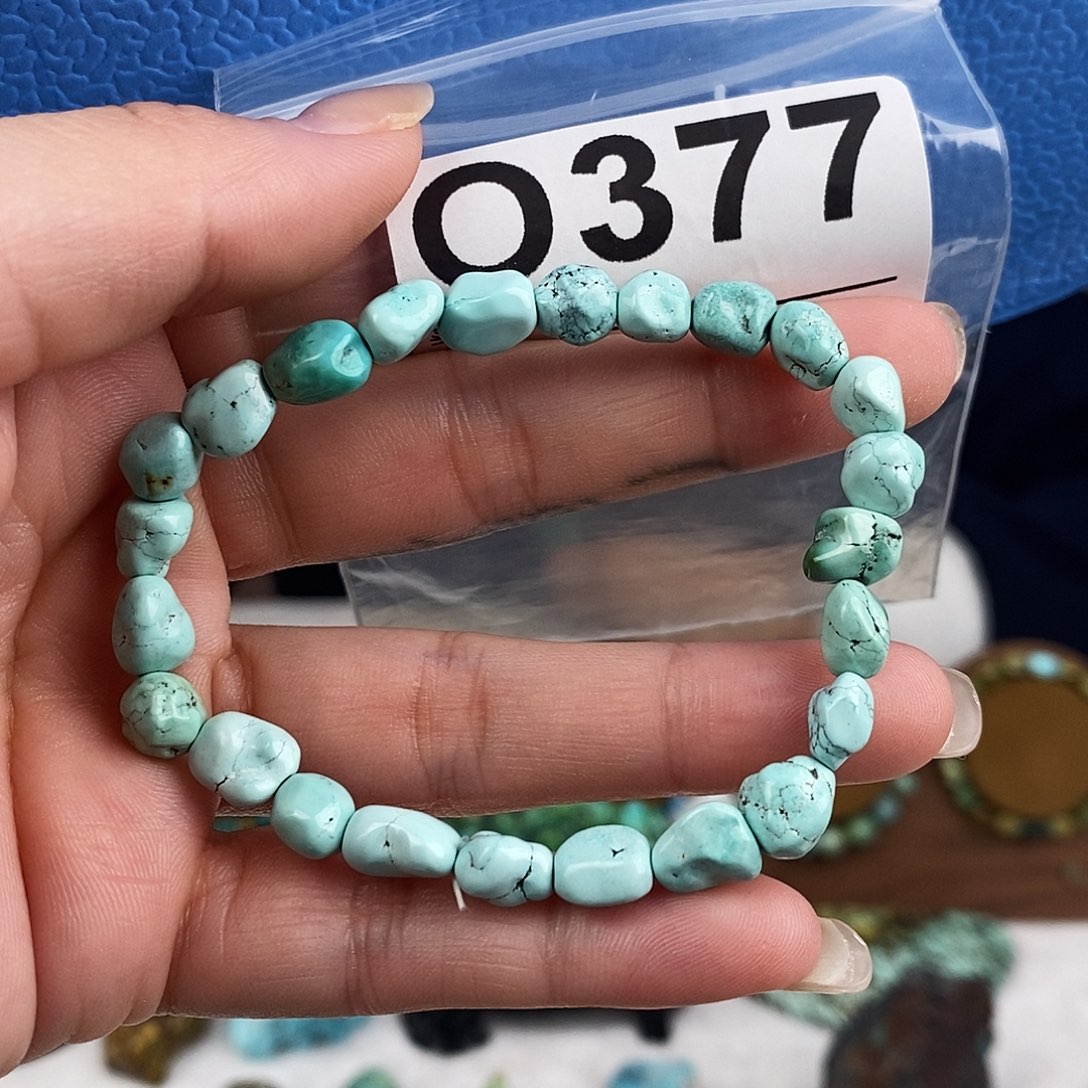 绿松石未镶嵌原矿