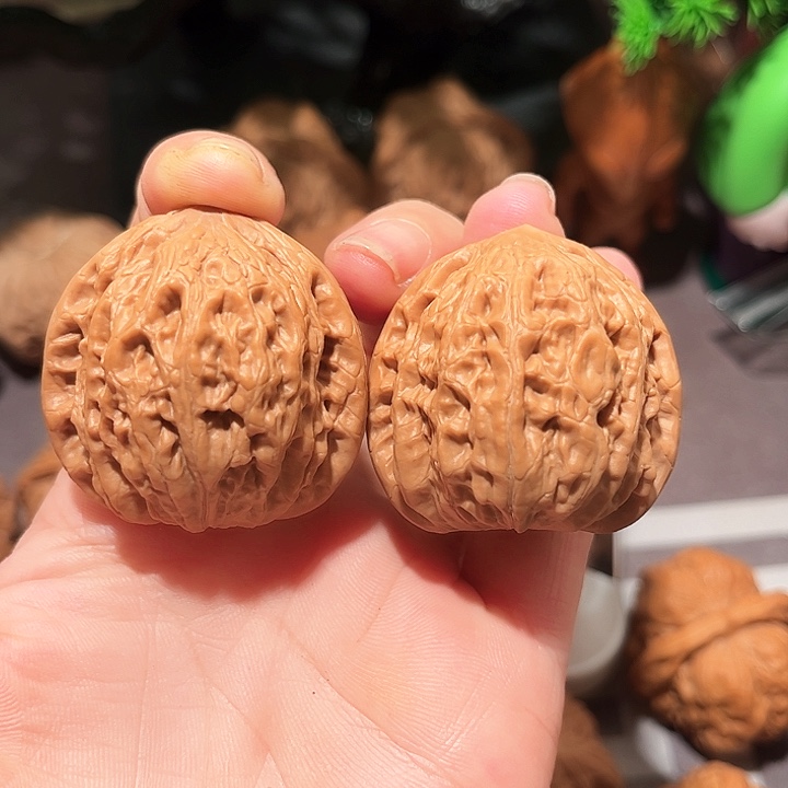 桃核吊坠铁锤妹妹