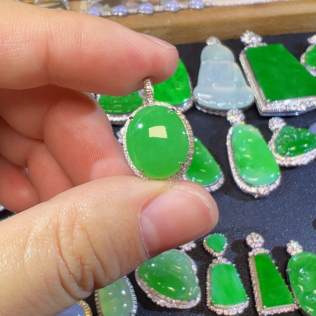 翡翠18K金镶嵌吊坠(不含链)