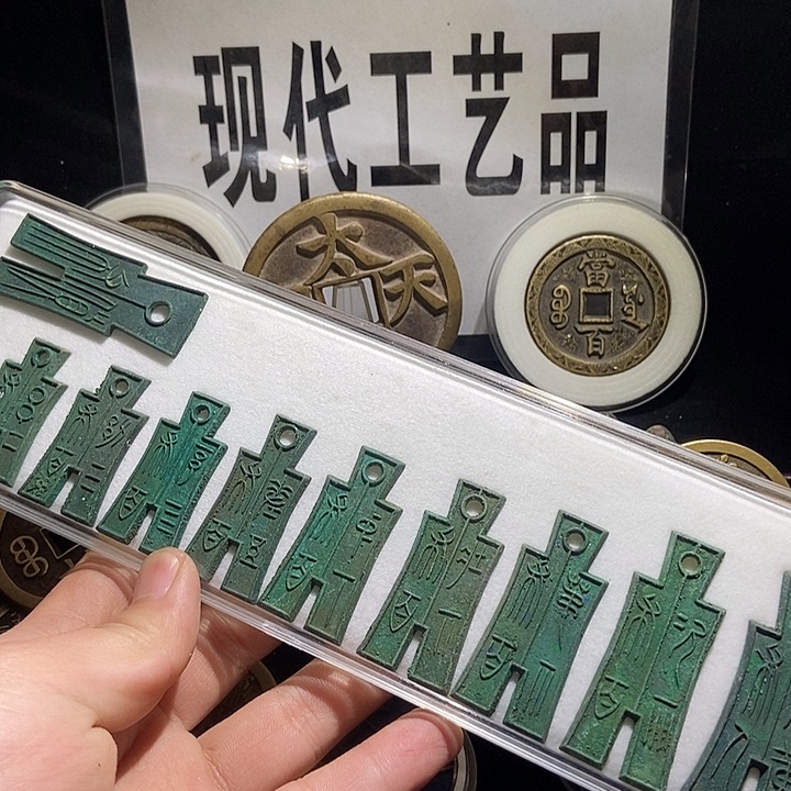 铜现代翻砂制作工艺品