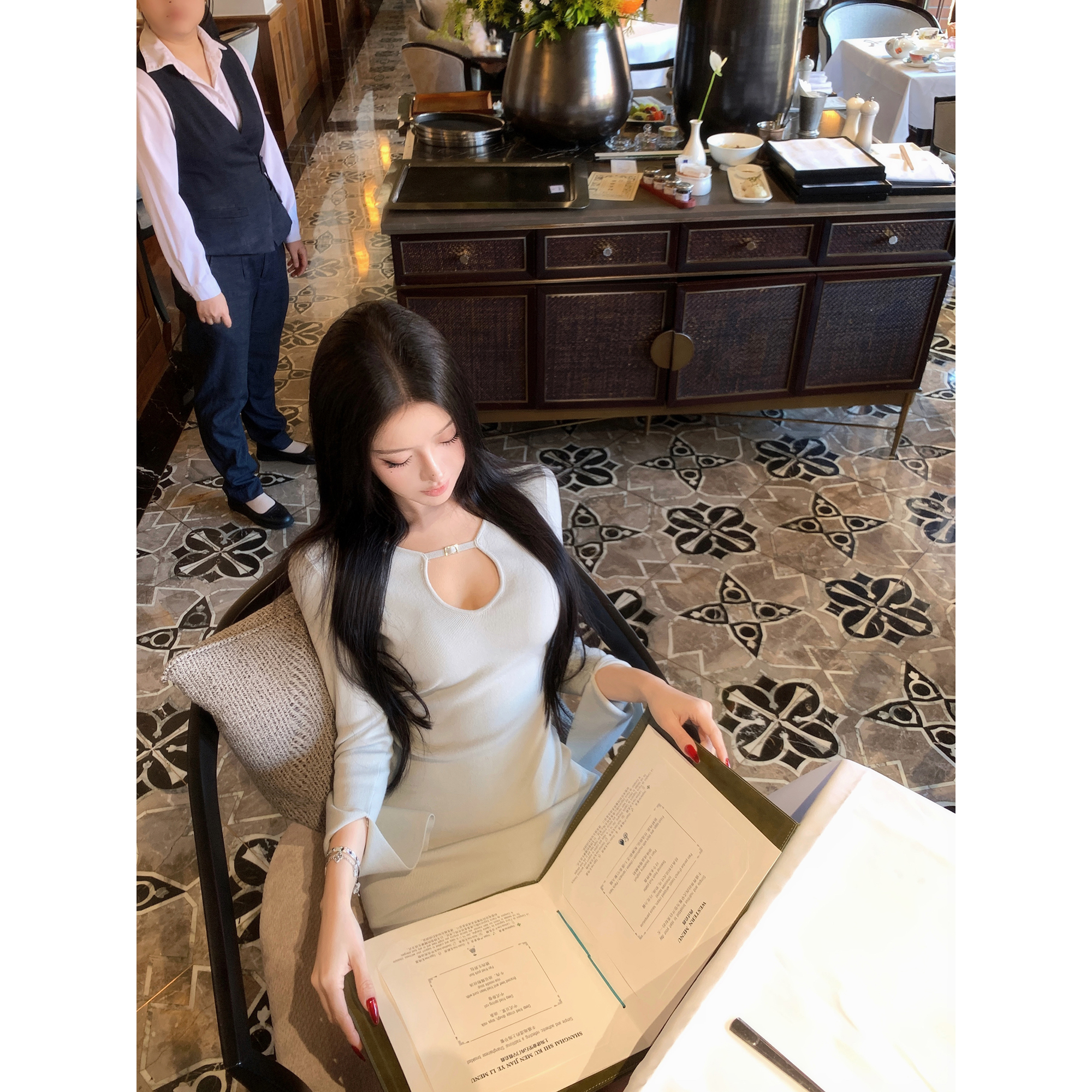 JAYKY YANG【柔软冬日】长袖圆领包臀针织裙设计感修身休闲连衣裙