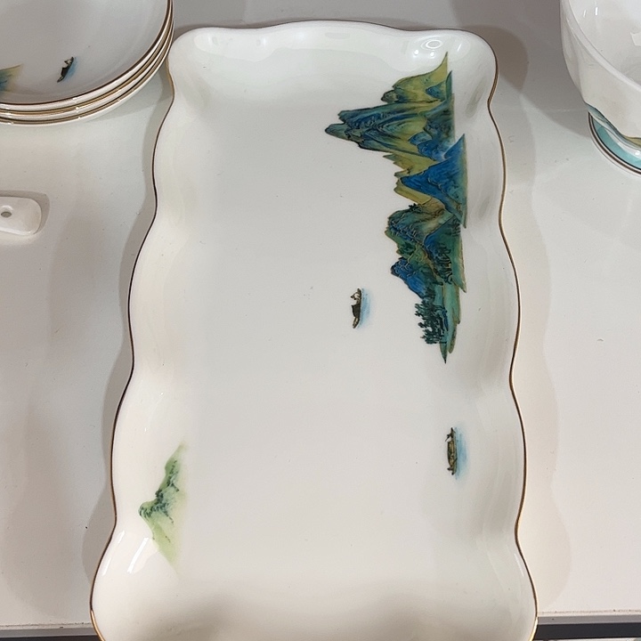 瓷片微瑕骨瓷长方盘一个