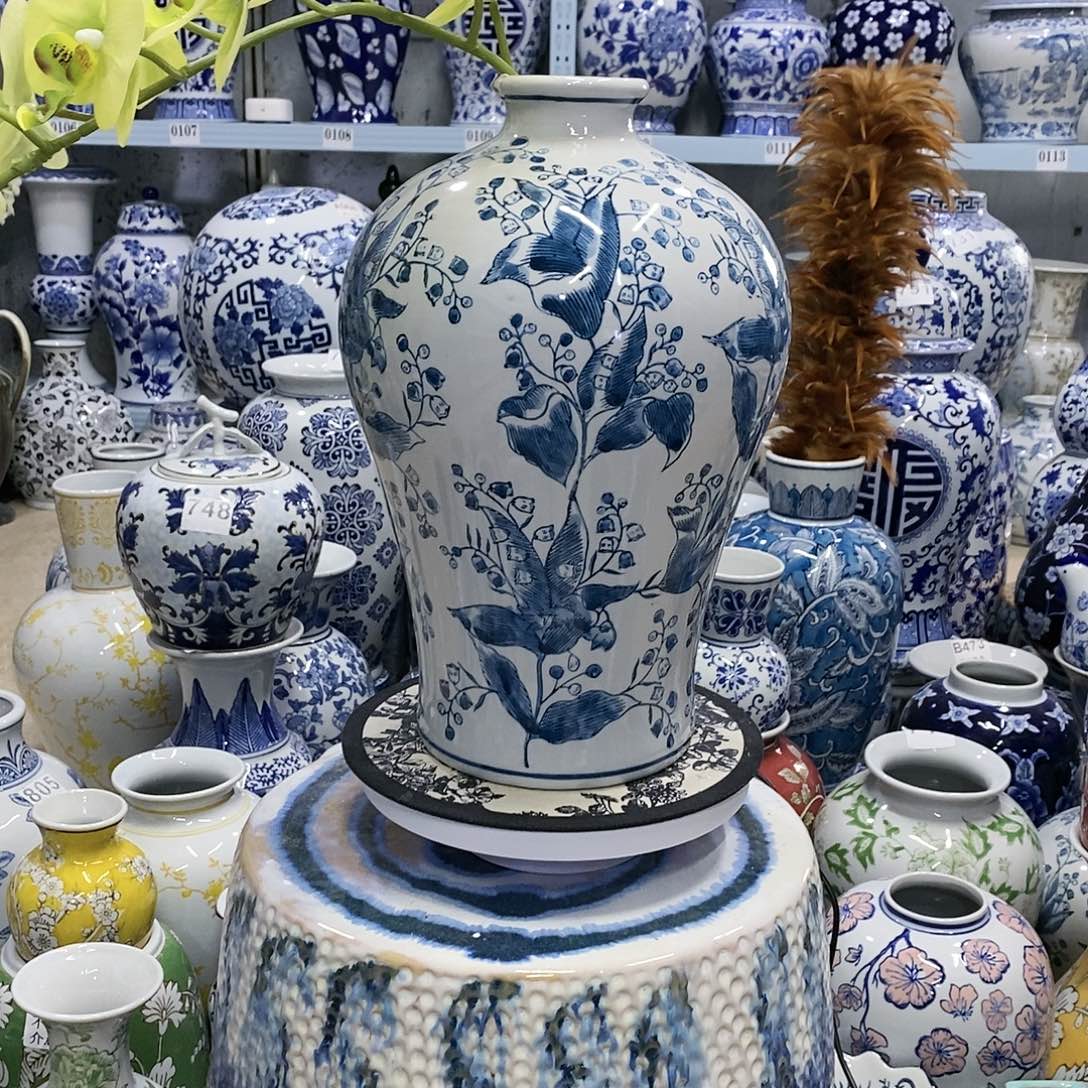 【闪购商品】摆件铃兰花美人瓶瓷器33.9.21…………