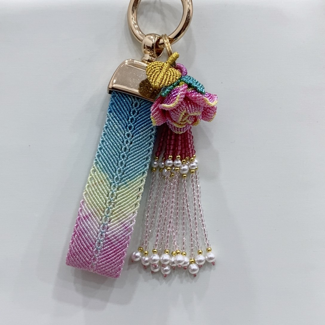 钥匙挂件手工编绳