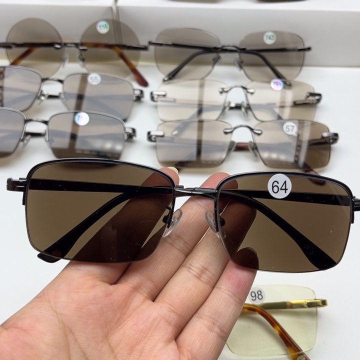 无框款深茶色半框，64