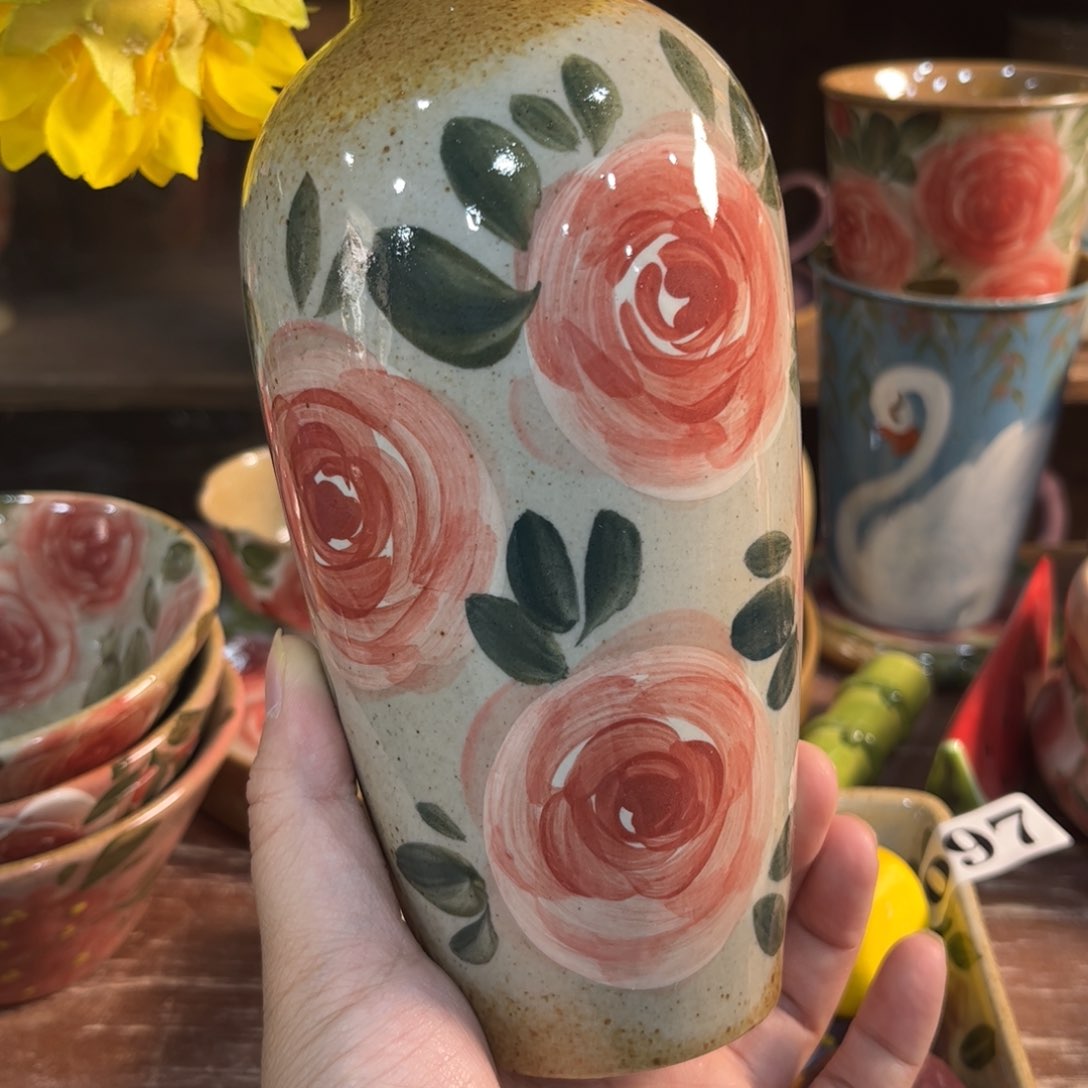 壶红红火火恍恍惚惚哈哈哈哈笑着