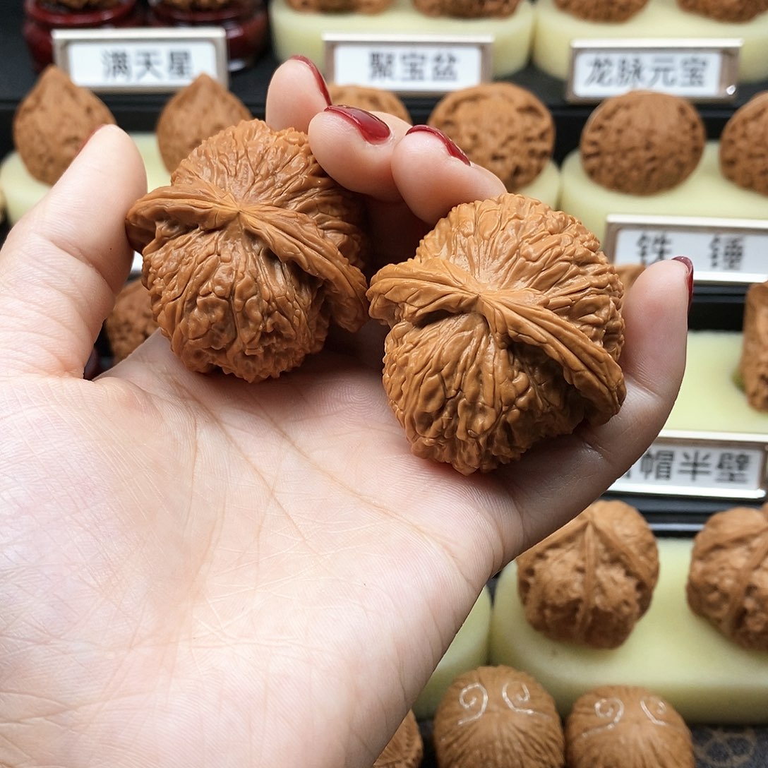 文玩核桃把件（****>白狮子934