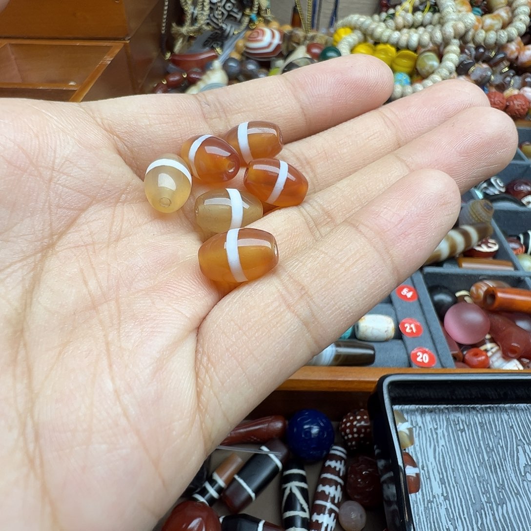 玛瑙/玉髓未镶嵌珠宝半成品