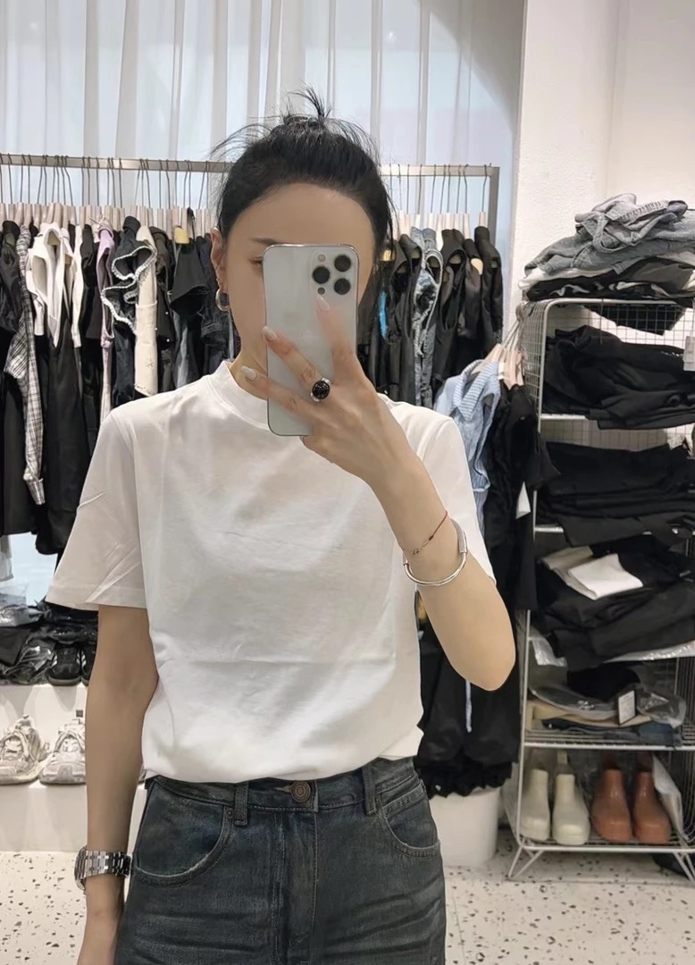 K.Ki女装，叫到名字去拍记得备注（No换No退想好去拍）