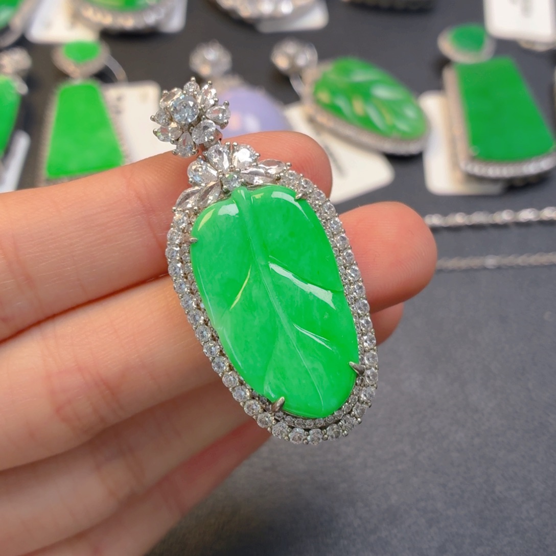 翡翠银S925镶嵌颈饰