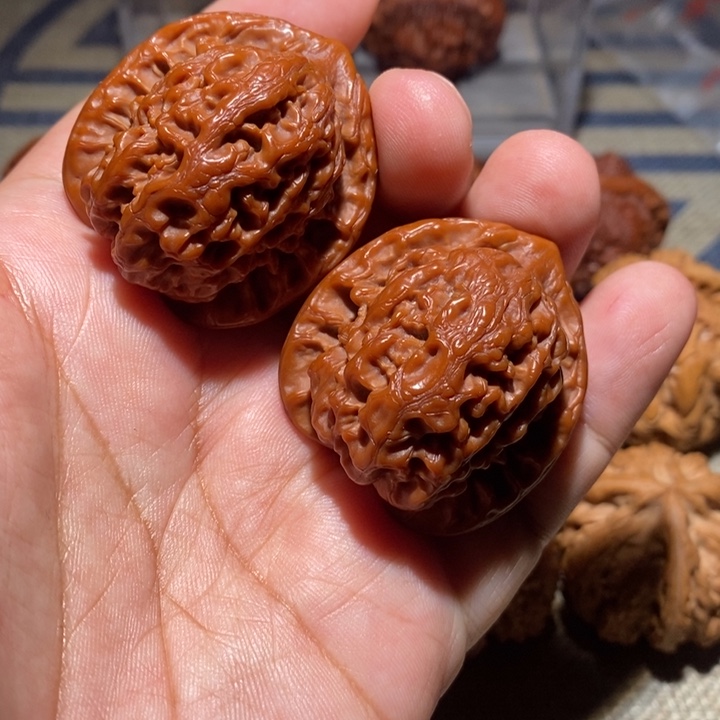 辣***芋吊坠文玩核桃核桃